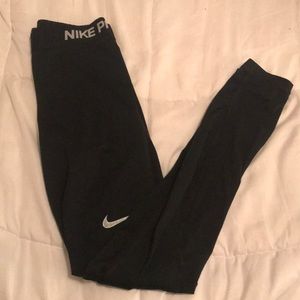 Nike pro workout leggings!!